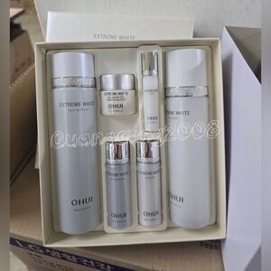 O HUI Extreme White 2pcs Special Set Whitening Anti-Aging OHUI.